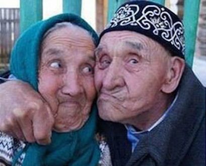 old-couples-having-fun-33__605